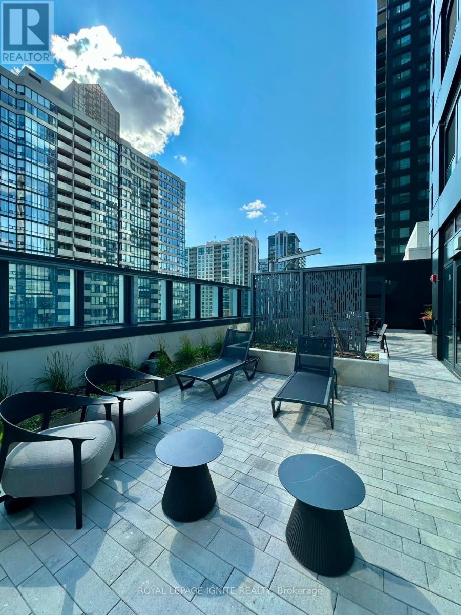 1307-395 Square One Drive, Mississauga, ON, L5B 0P6 - 38