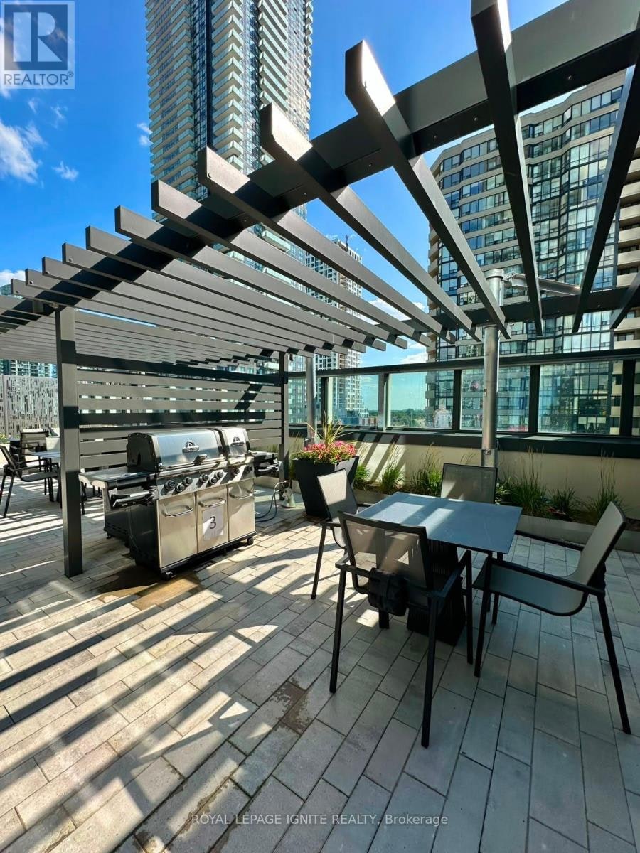 1307-395 Square One Drive, Mississauga, ON, L5B 0P6 - 32