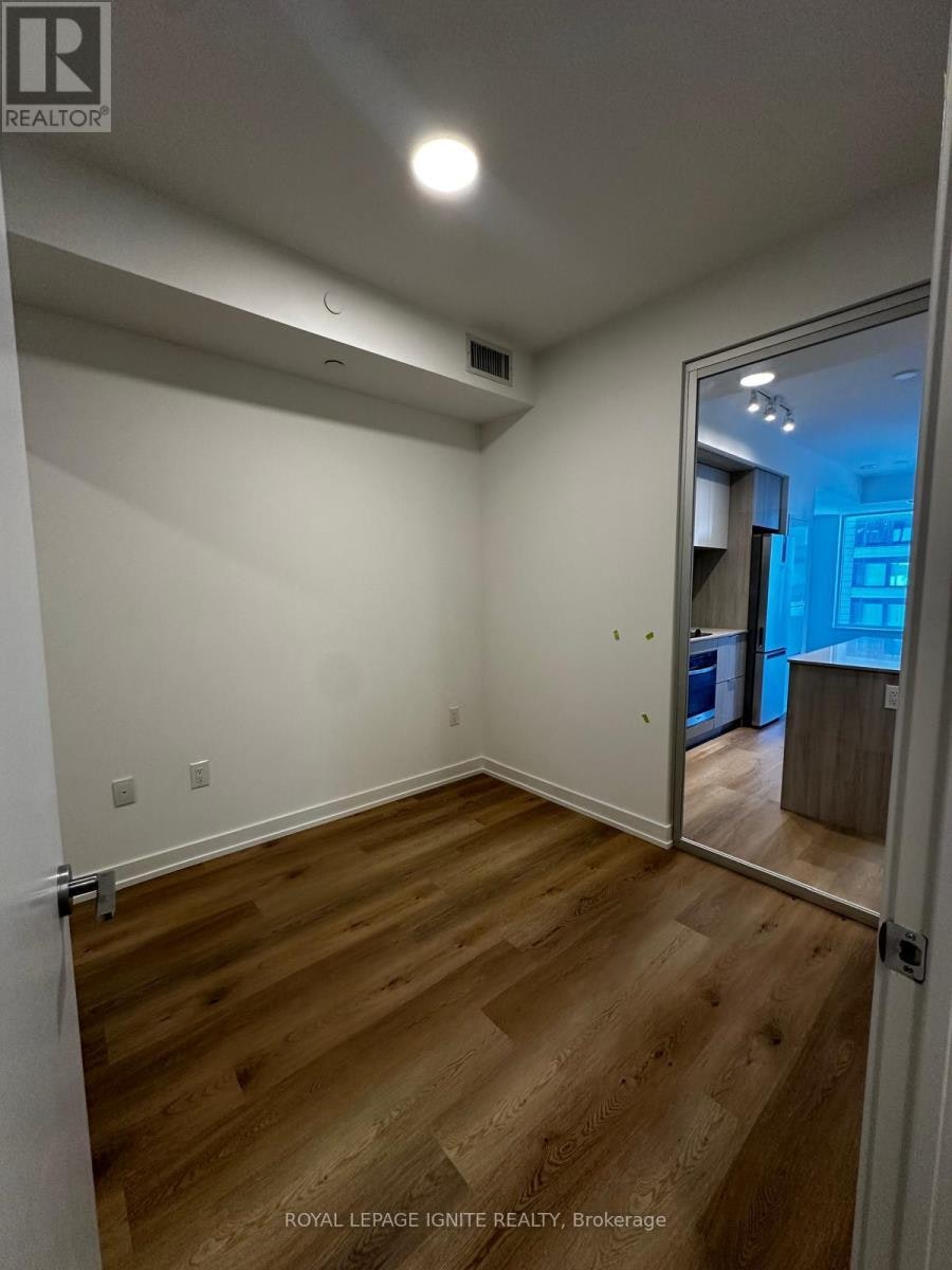 1307-395 Square One Drive, Mississauga, ON, L5B 0P6 - 18