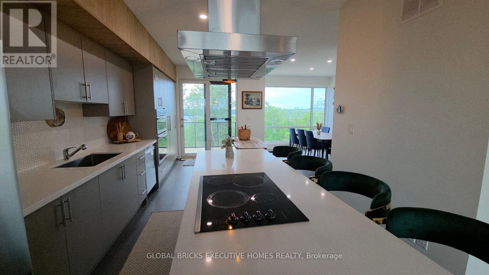 2-22 Chau Ha Circle, Huntsville, ON, P1H 0K3 - 8