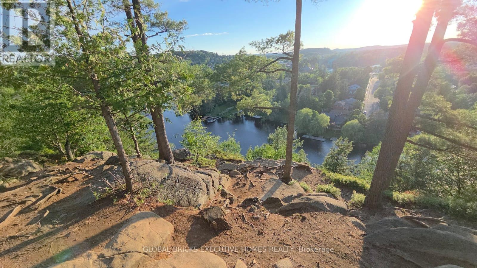 2-22 Chau Ha Circle, Huntsville, ON, P1H 0K3 - 35