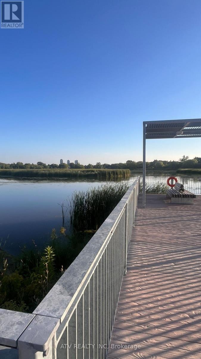 696 Balaton Avenue, Pickering, ON, L1W 1W1 - 17
