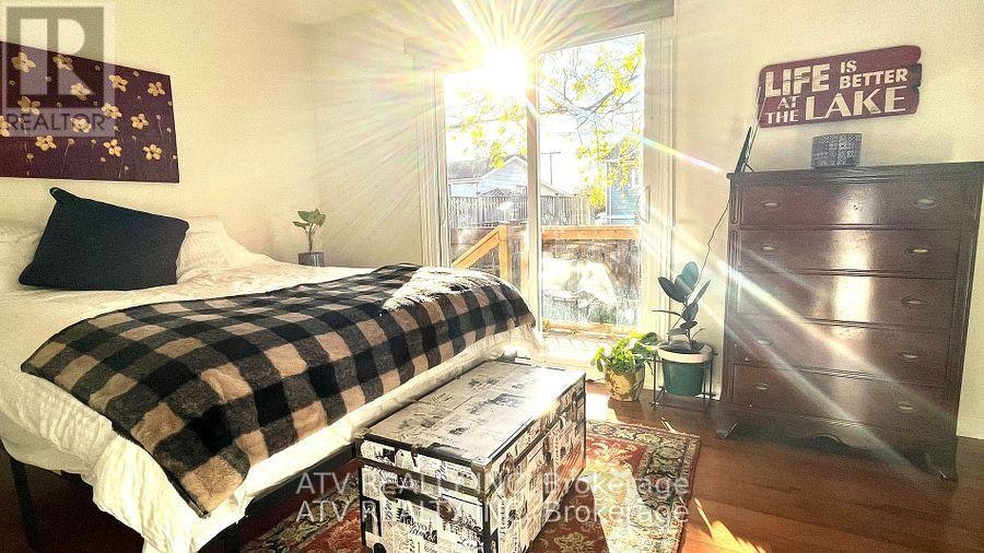 696 Balaton Avenue, Pickering, ON, L1W 1W1 - 7