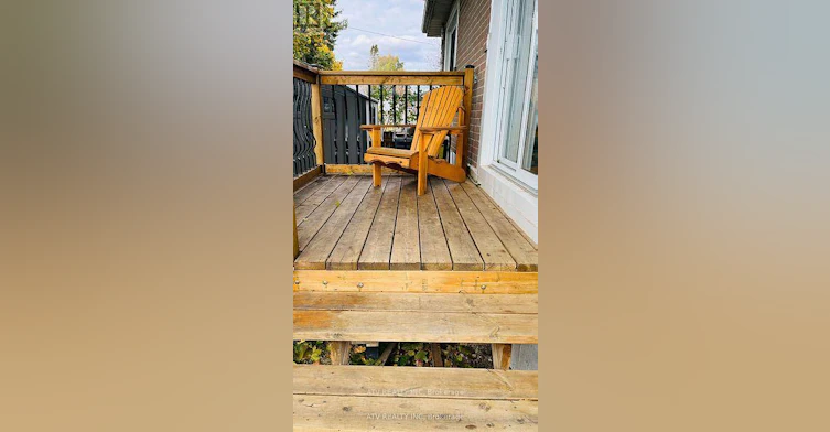 696 Balaton Avenue, Pickering, ON, L1W 1W1 - 14