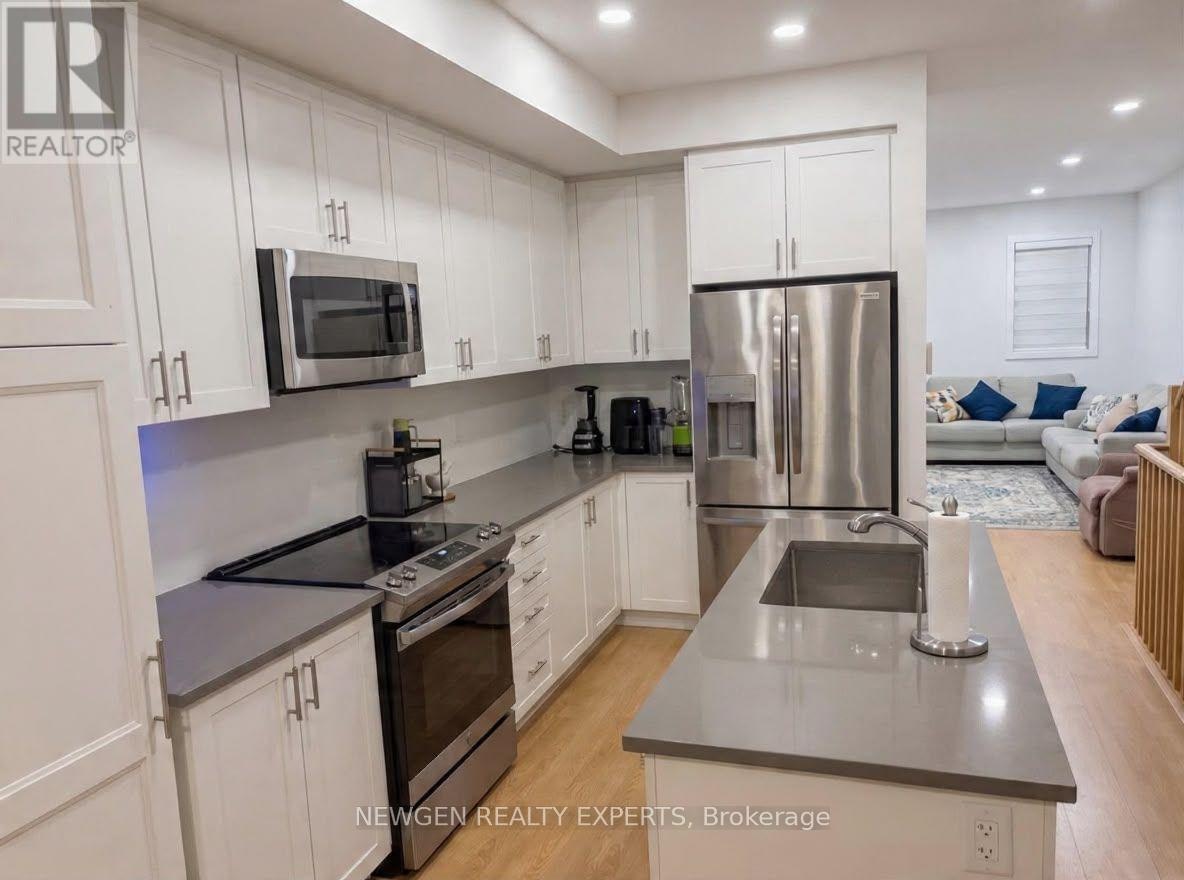 97 Cornell Rouge Boulevard, Markham, ON, L6B 1R1 - 2