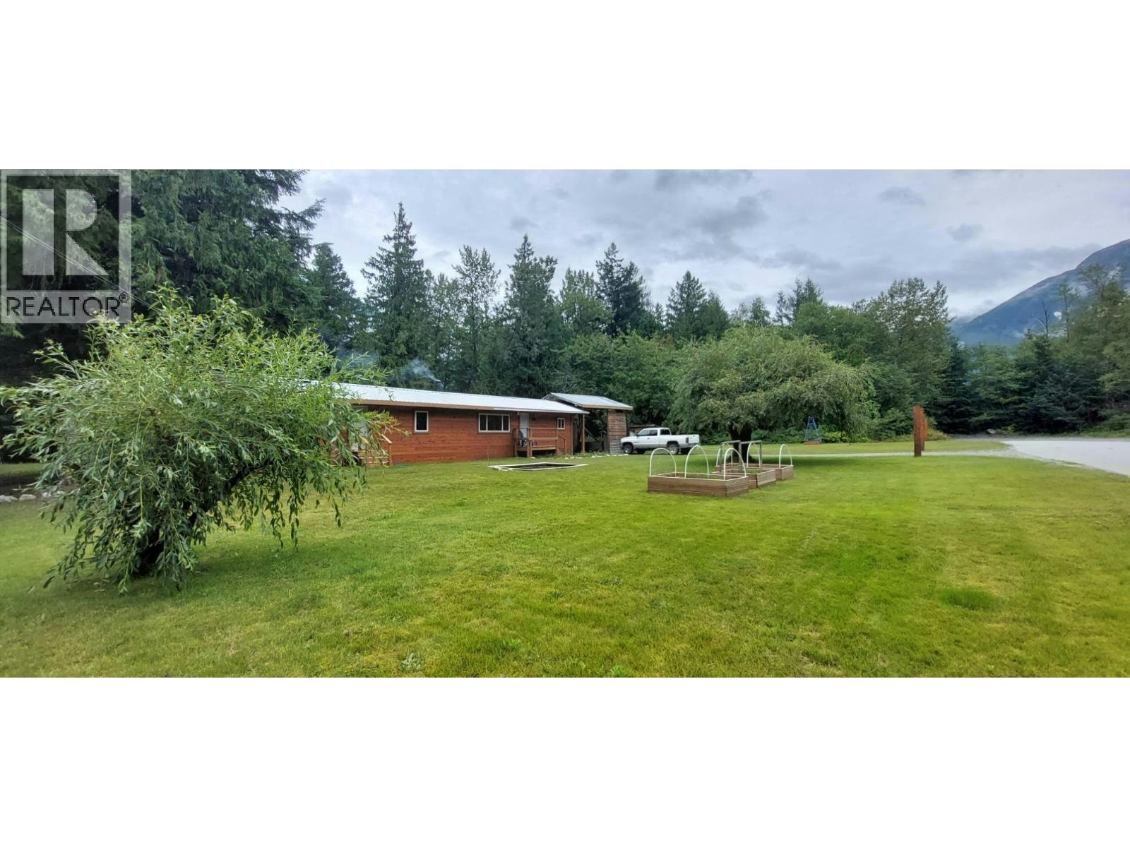 520 Tonquin Road, Bella Coola, BC, V0T 1C0