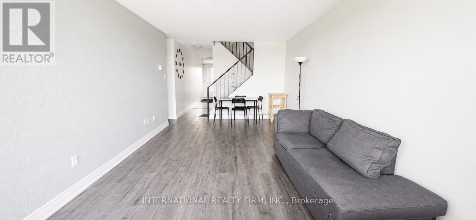 308-40 Sunny Glen Way, Toronto, ON, M3C 2Z2