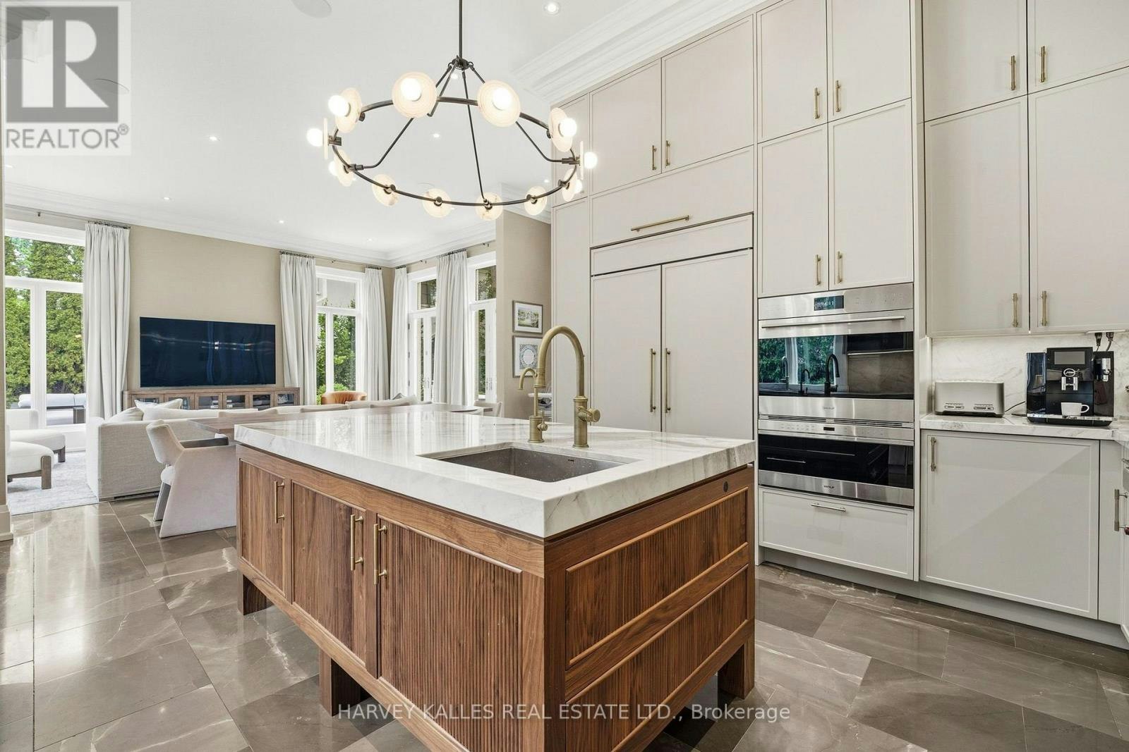 139 Dunvegan Road, Toronto, ON, M5P 2N8 - 10
