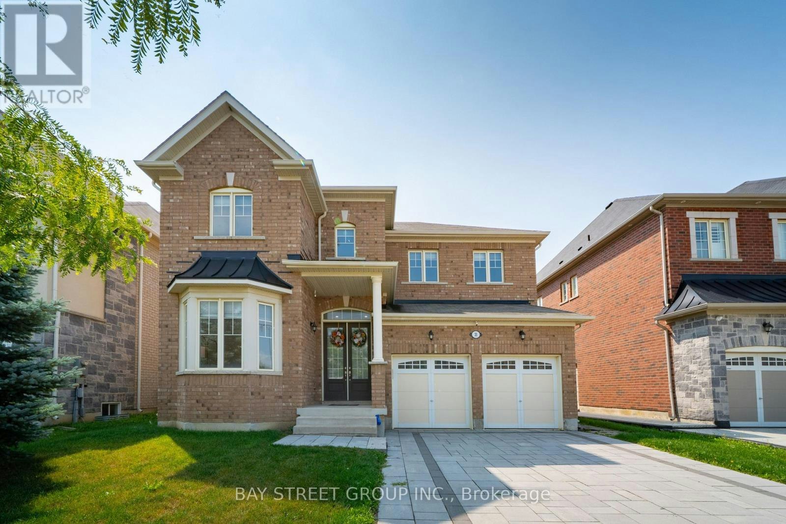 31 Woodgate Pines Drive, Vaughan, ON, L4H 4A8