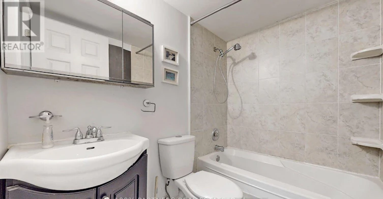 BACK-177 Maple Avenue, Richmond Hill, ON, L4C 2J2 - 7
