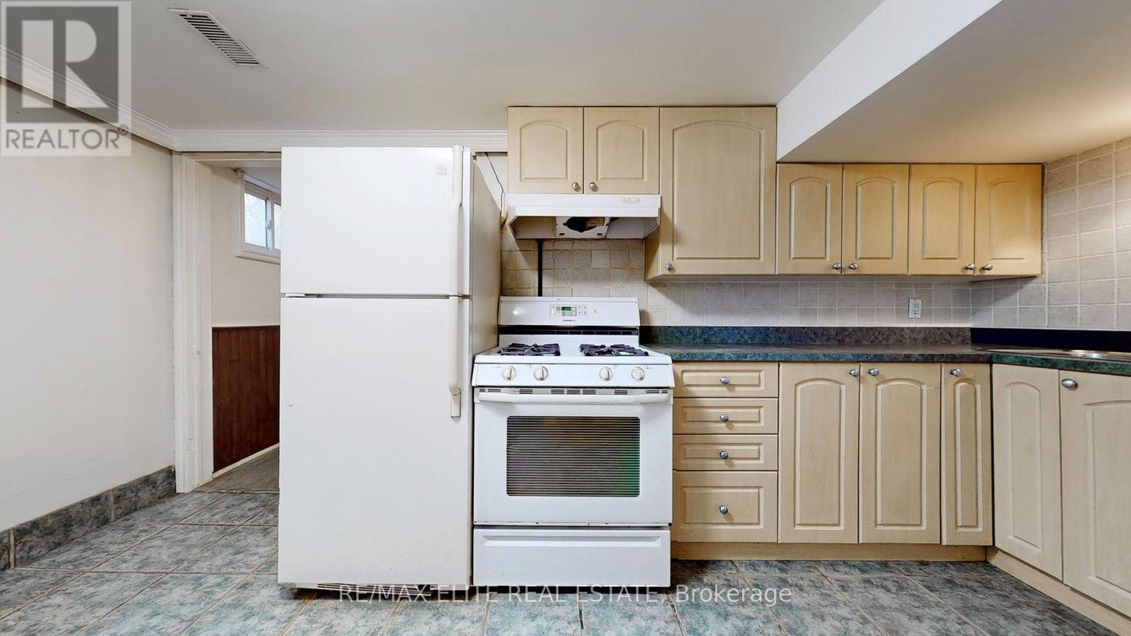 BACK-177 Maple Avenue, Richmond Hill, ON, L4C 2J2 - 5