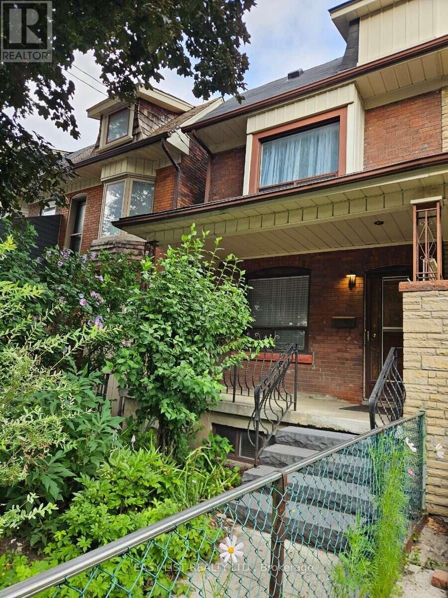449 Pacific Avenue, Toronto, ON, M6P 2R3