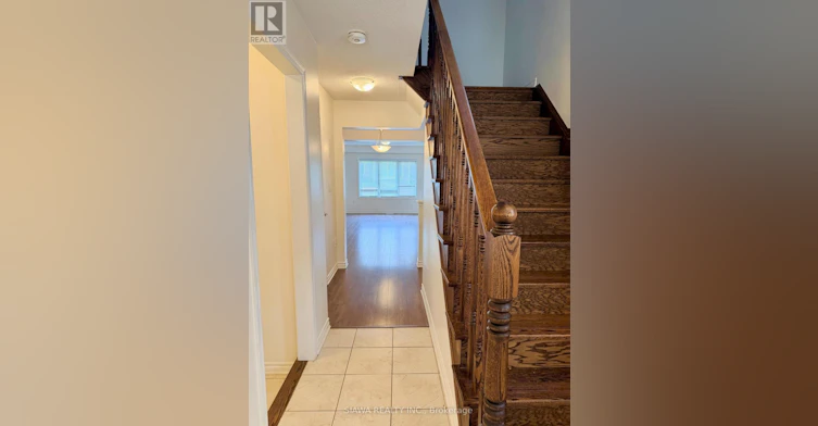 301 Gillett Point, Milton, ON, L9T 7K6 - 3