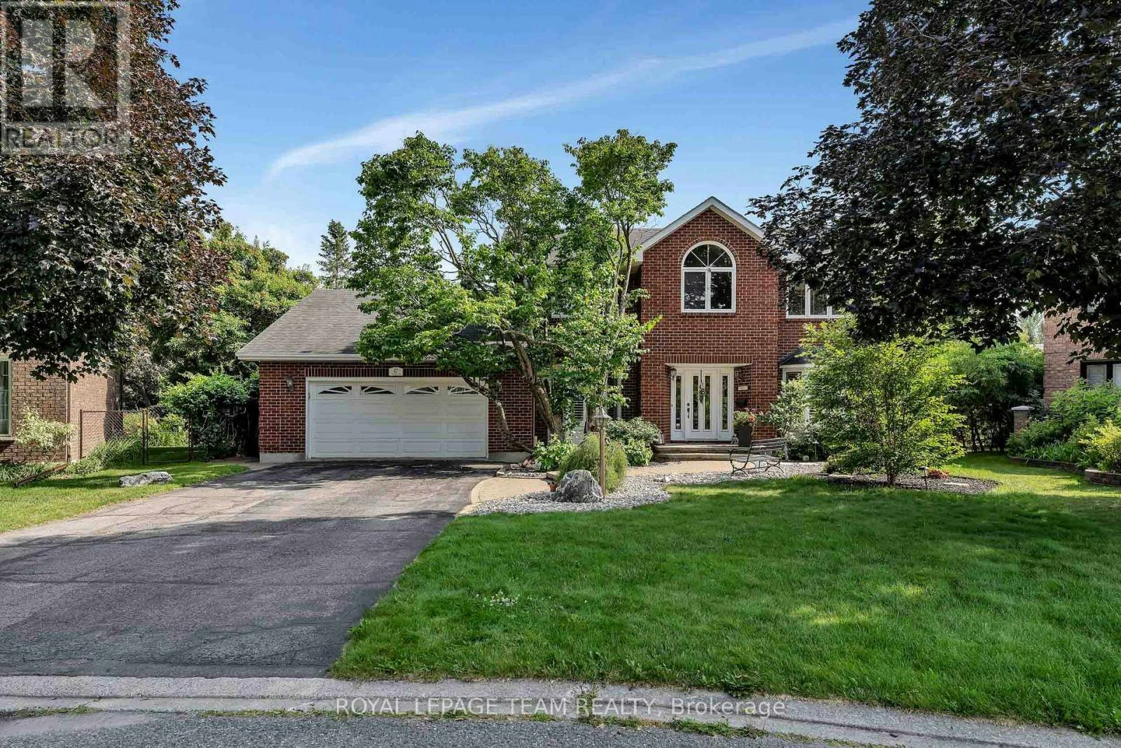 47 Stapledon Crescent, Ottawa, ON, K2H 9L3
