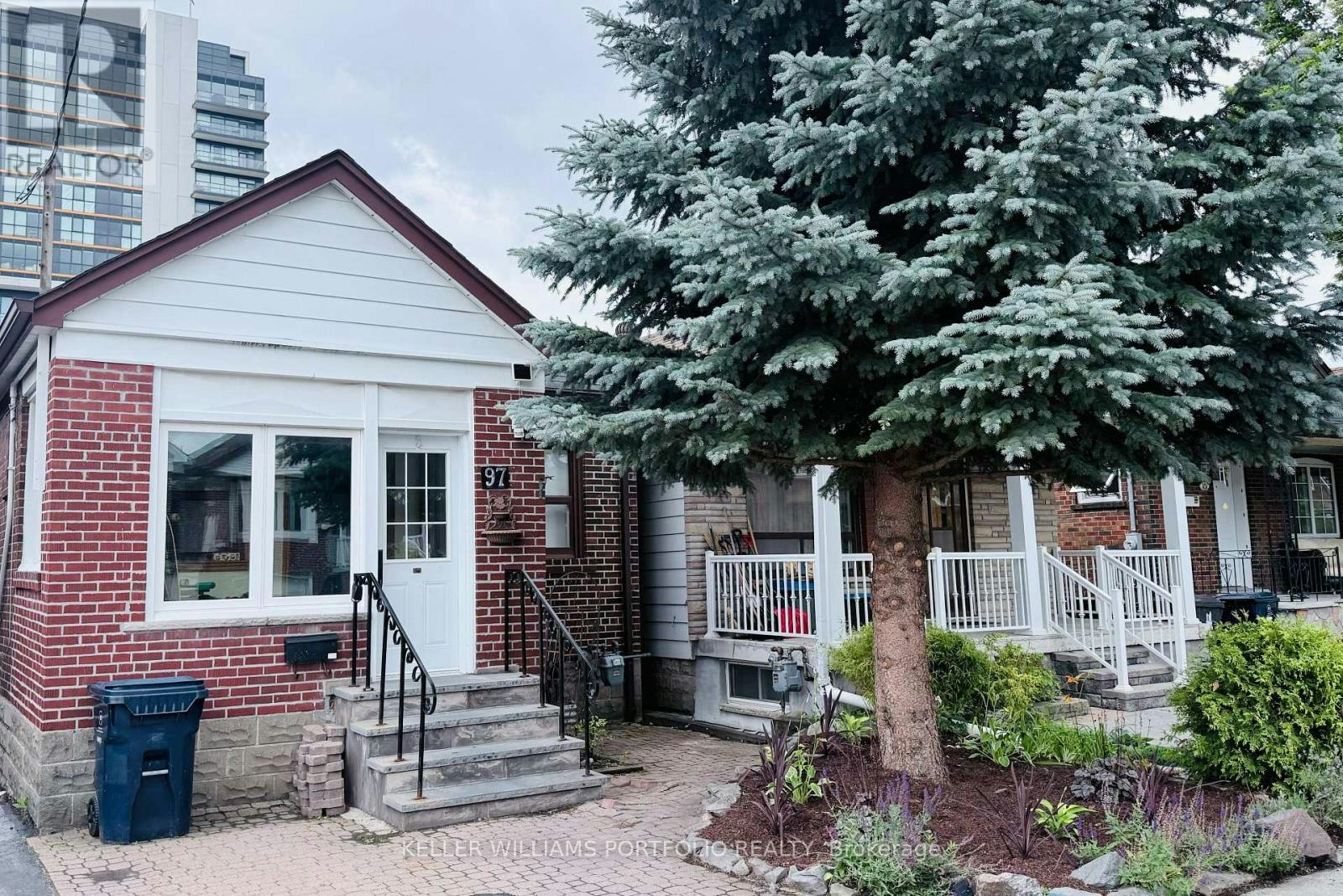 97 Livingstone Avenue, Toronto, ON, M6E 2L7