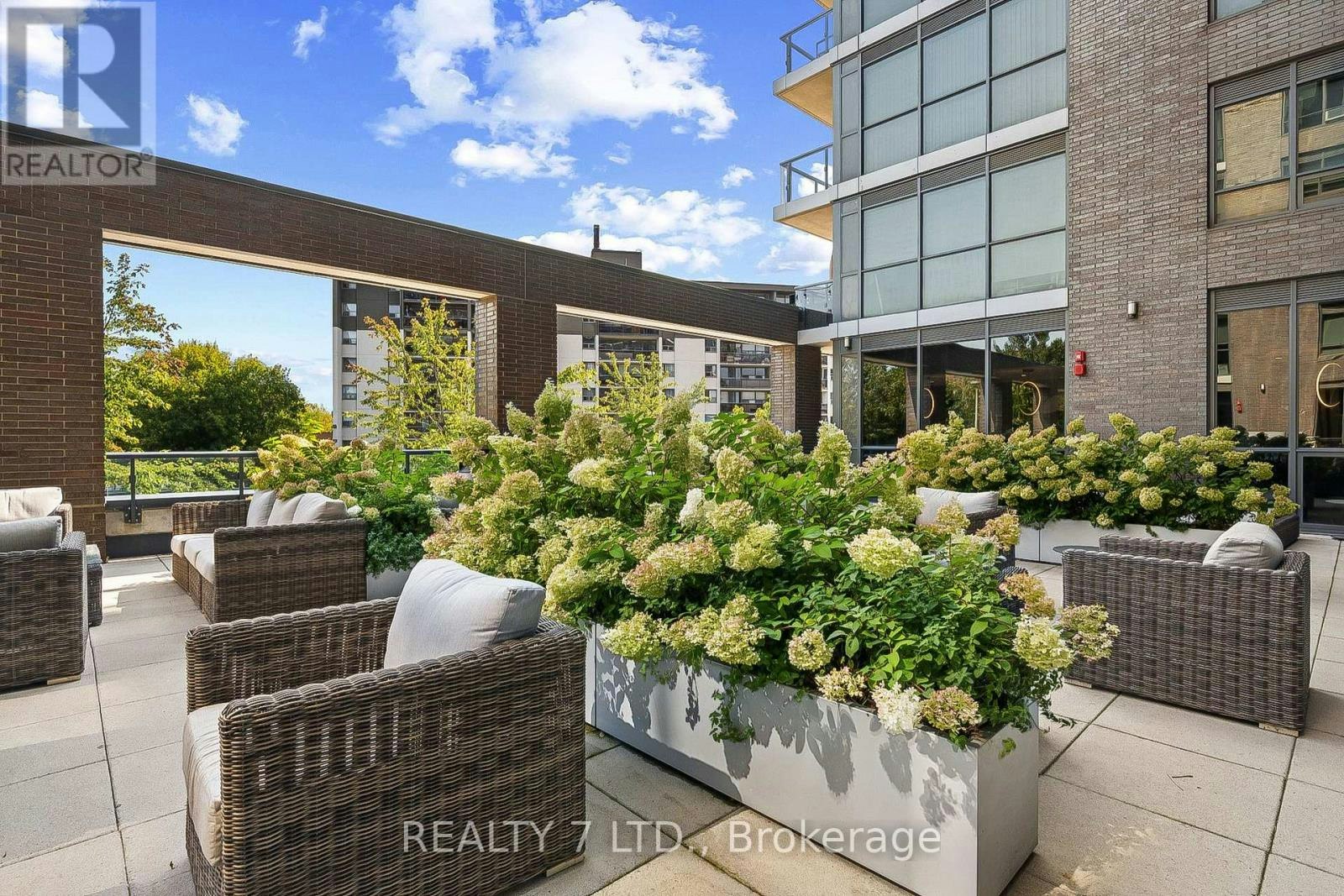 1033-26 Gibbs Road, Toronto, ON, M9B 0E3 - 25