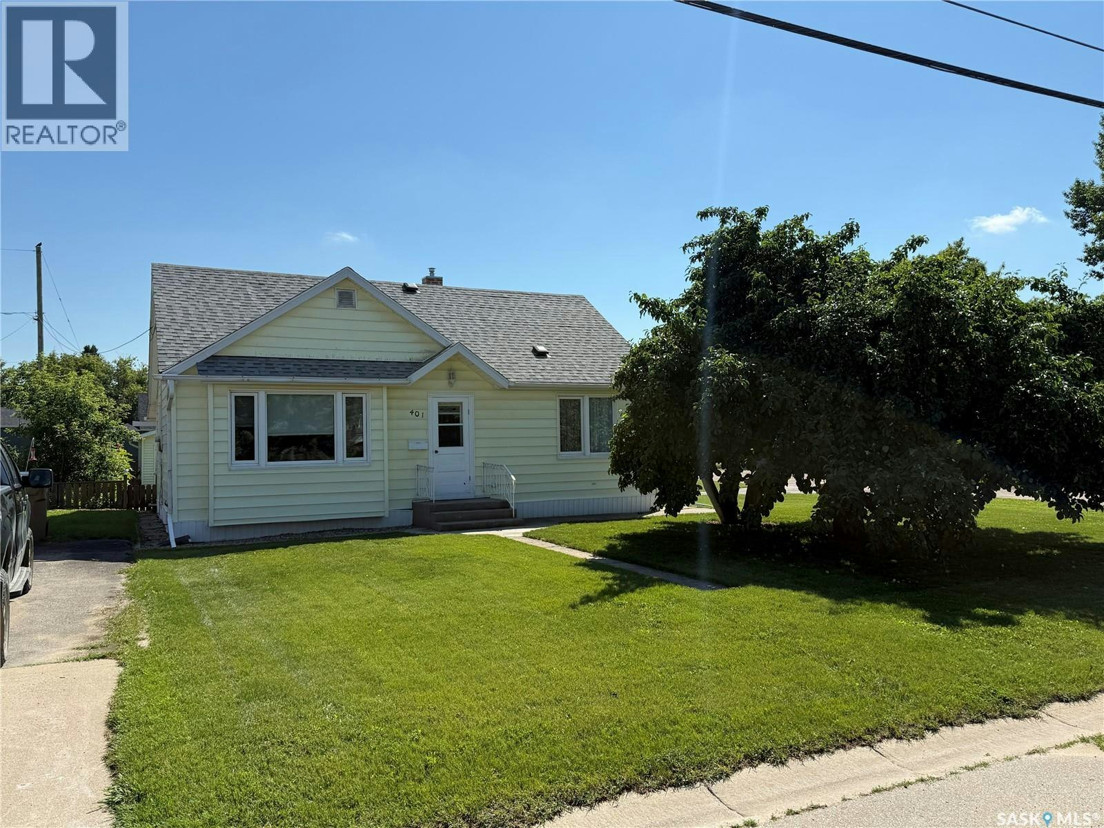 401 2nd Avenue E, Shellbrook, SK, S0J 2E0