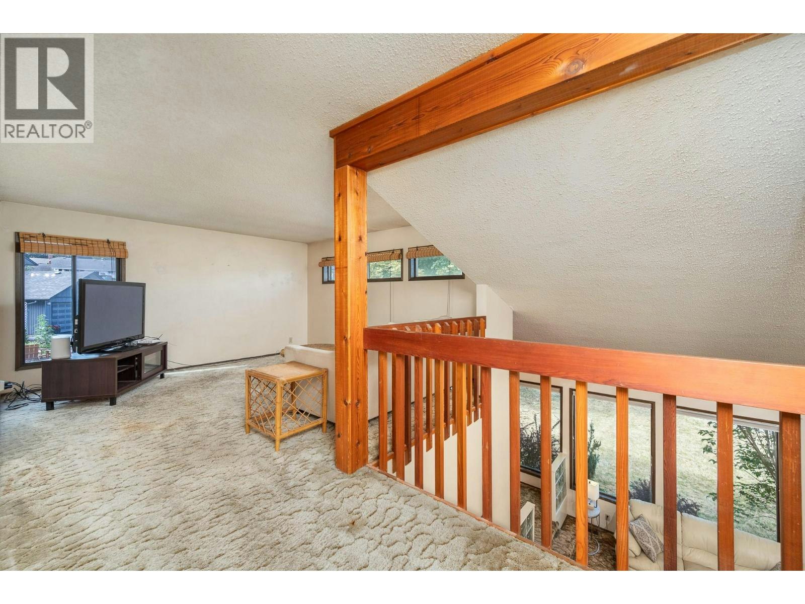 7807 Corona Court, Coldstream, BC, V1B 2C2 - 27