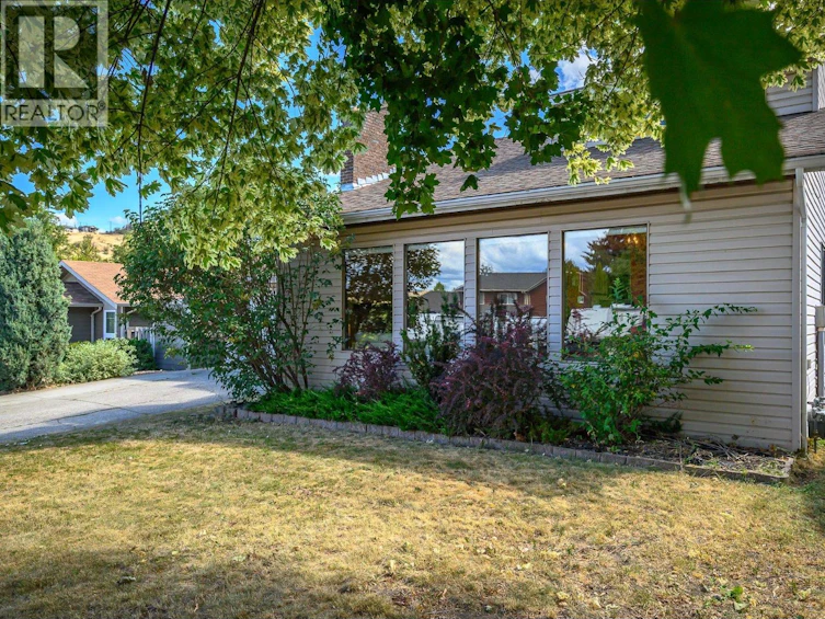7807 Corona Court, Coldstream, BC, V1B 2C2 - 4