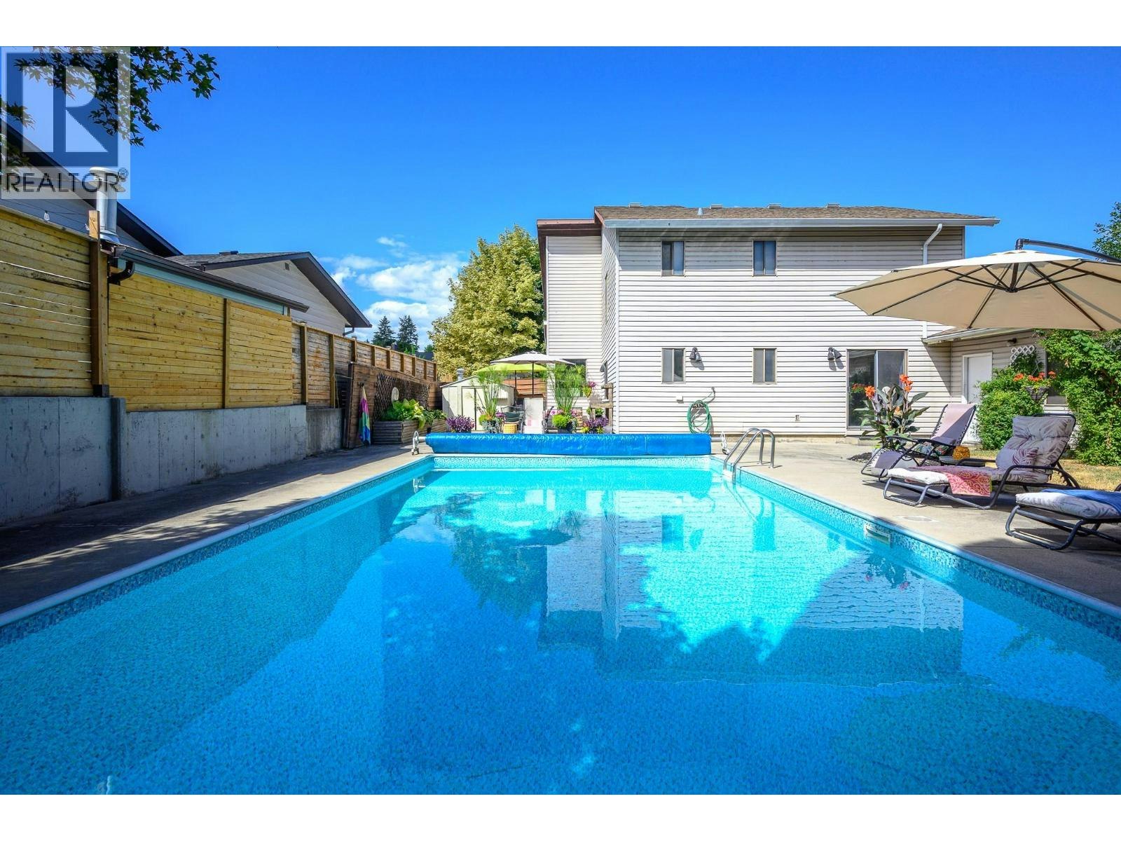 7807 Corona Court, Coldstream, BC, V1B 2C2 - 39