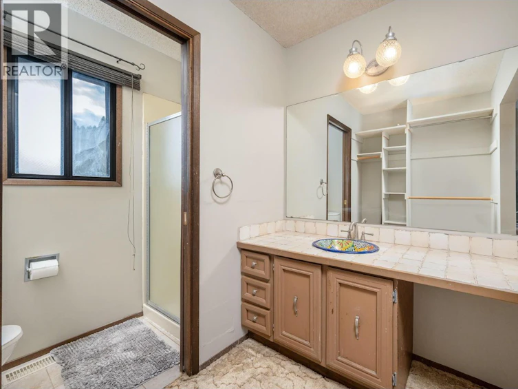 7807 Corona Court, Coldstream, BC, V1B 2C2 - 26