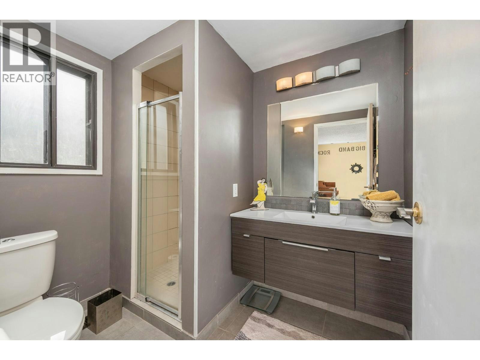 7807 Corona Court, Coldstream, BC, V1B 2C2 - 23