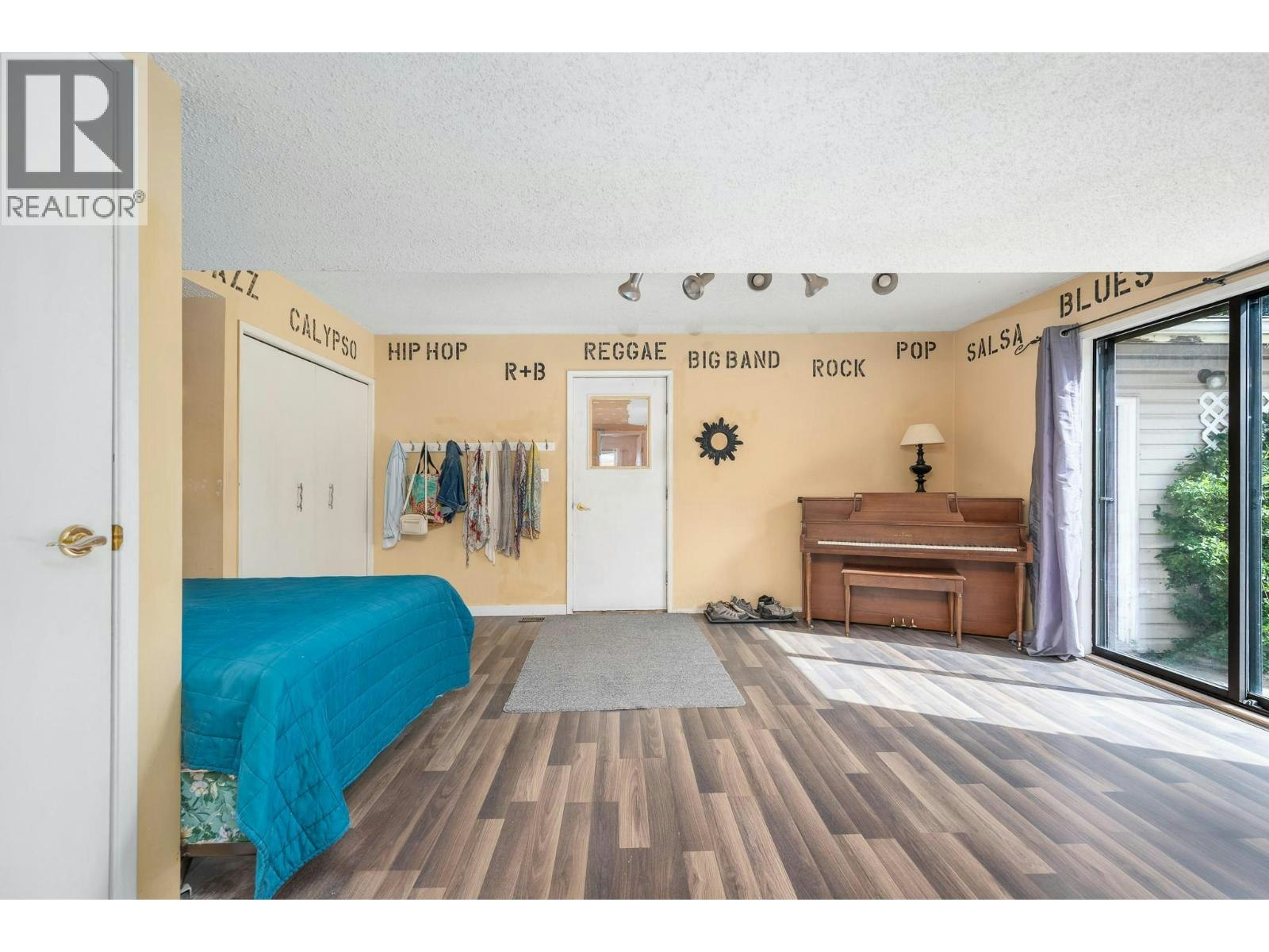 7807 Corona Court, Coldstream, BC, V1B 2C2 - 21