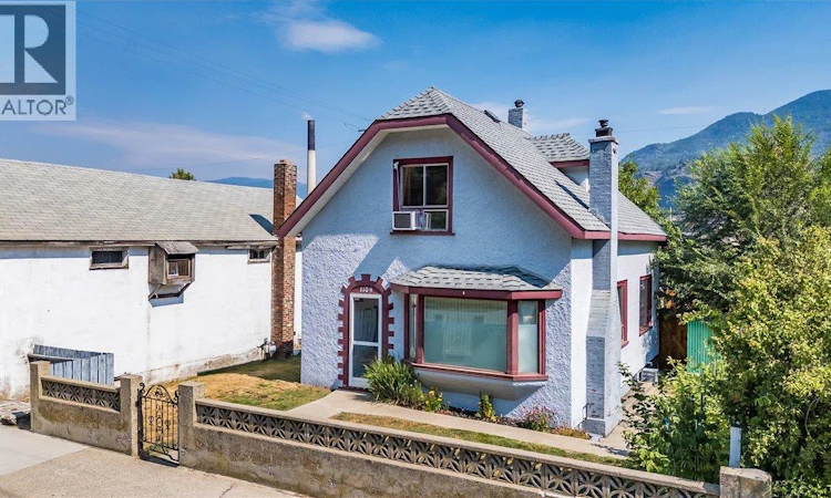 1109 Nelson Avenue