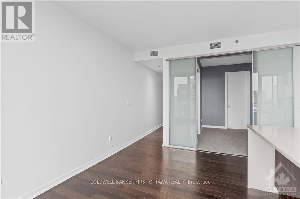 907-300 Lisgar Street, Ottawa, ON, K2P 0E2 - 14