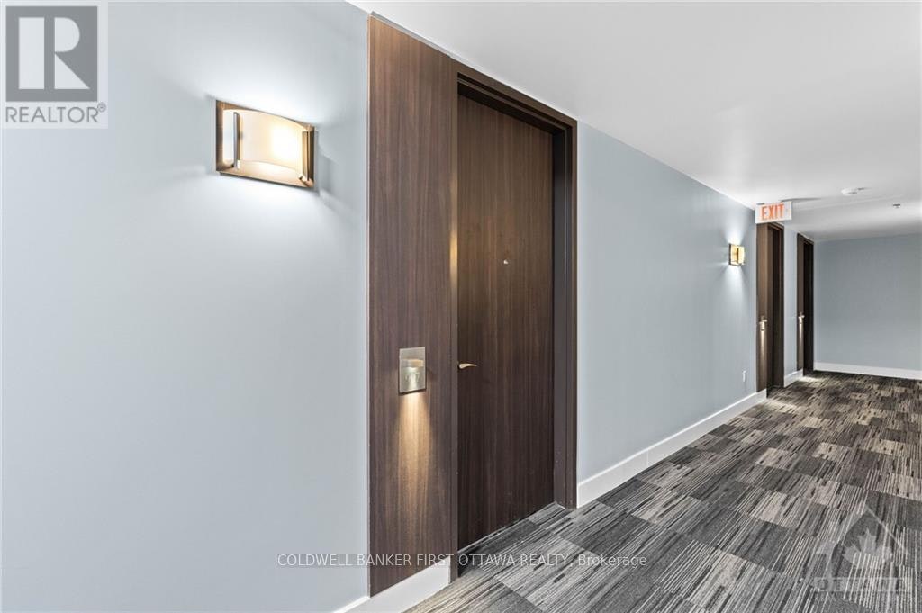 907-300 Lisgar Street, Ottawa, ON, K2P 0E2 - 4