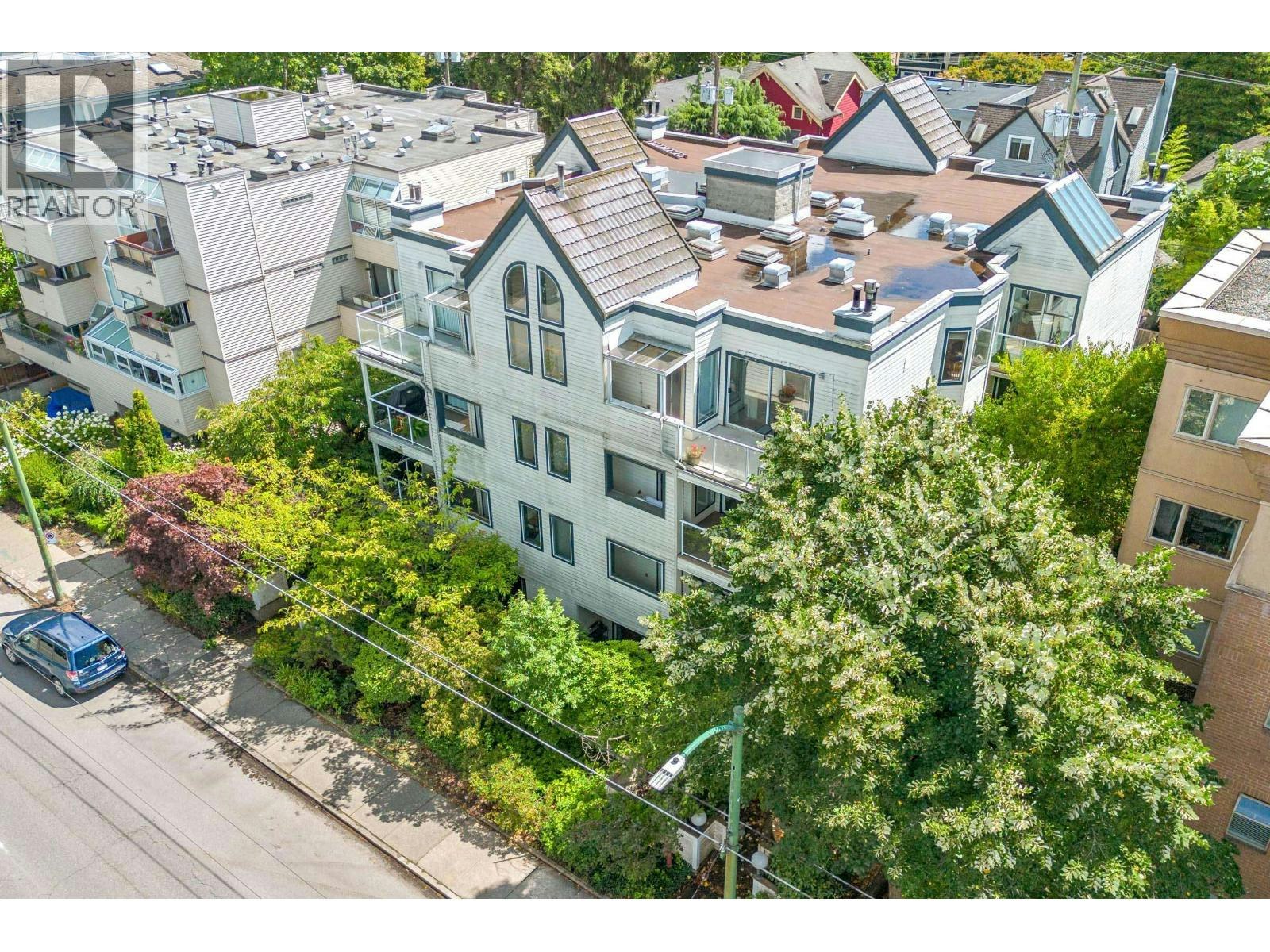 101-3270 W 4th Avenue, Vancouver, BC, V6K 1R9