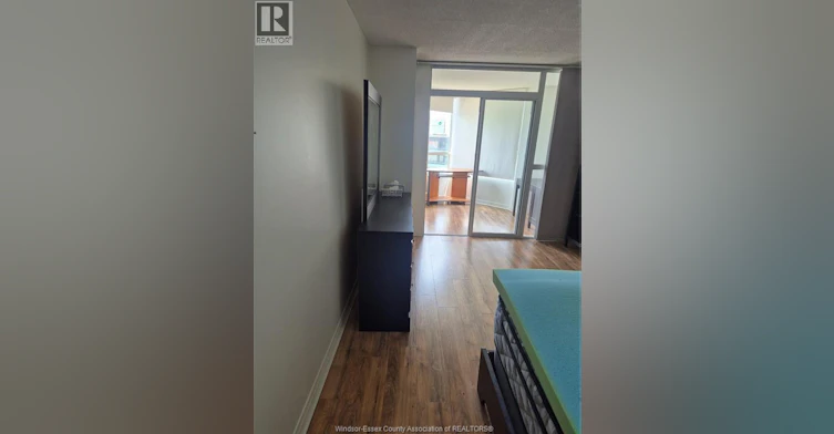 1706-75 Riverside Drive East, Windsor, ON, N9A 7C4 - 19