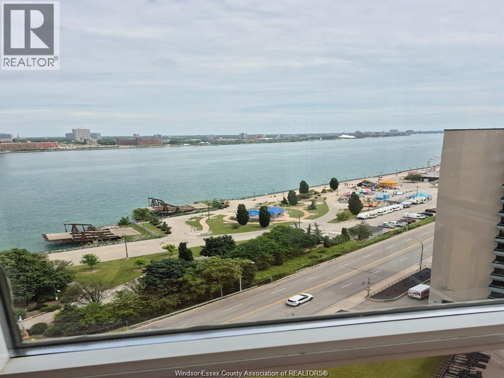 1706-75 Riverside Drive East, Windsor, ON, N9A 7C4 - 15