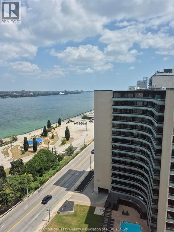 1706-75 Riverside Drive East, Windsor, ON, N9A 7C4 - 5