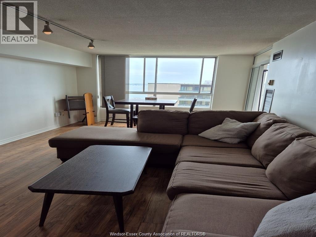 1706-75 Riverside Drive East, Windsor, ON, N9A 7C4 - 2