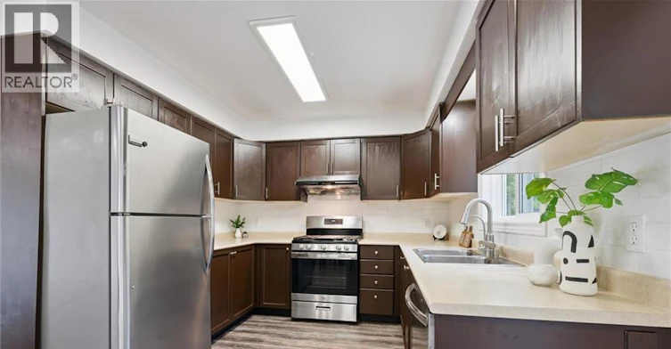 9-600 White Elm Boulevard, Waterloo, ON, N2V 2V2 - 7