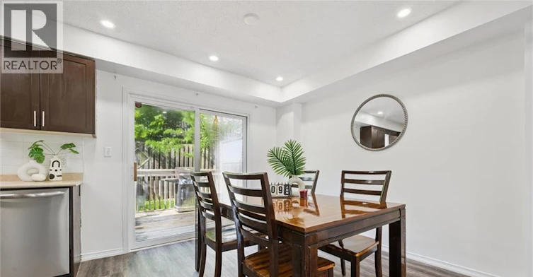 9-600 White Elm Boulevard, Waterloo, ON, N2V 2V2 - 5
