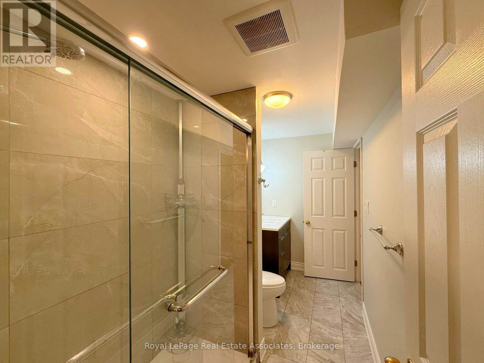 51 Sorbonne Drive, Brampton, ON, L6P 1Y6 - 7