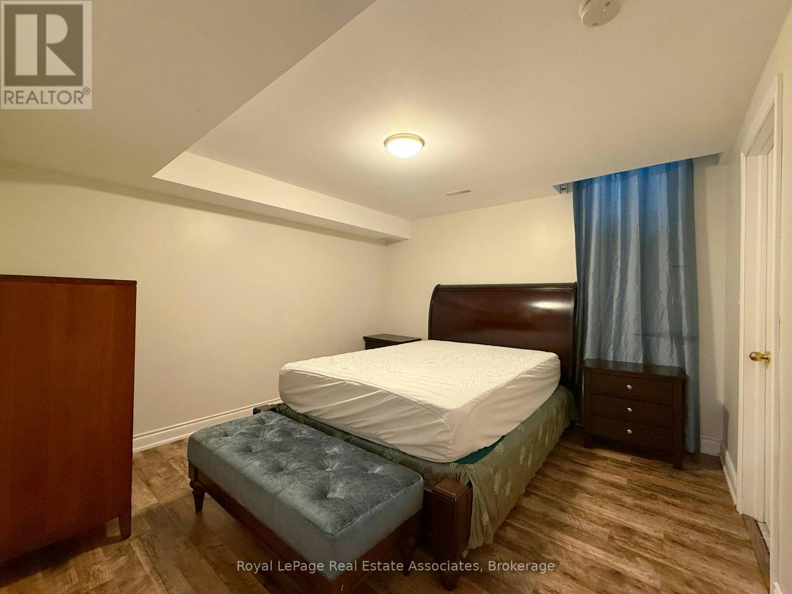 51 Sorbonne Drive, Brampton, ON, L6P 1Y6 - 6