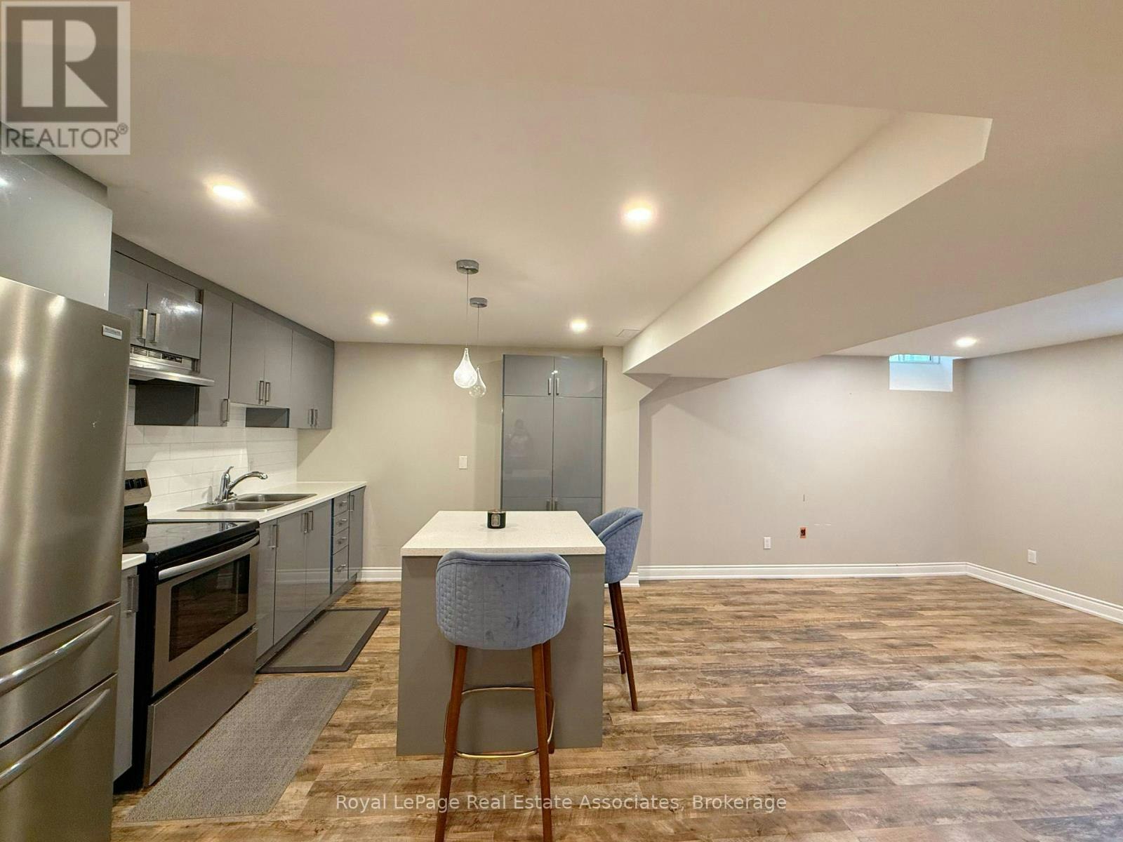 51 Sorbonne Drive, Brampton, ON, L6P 1Y6 - 5