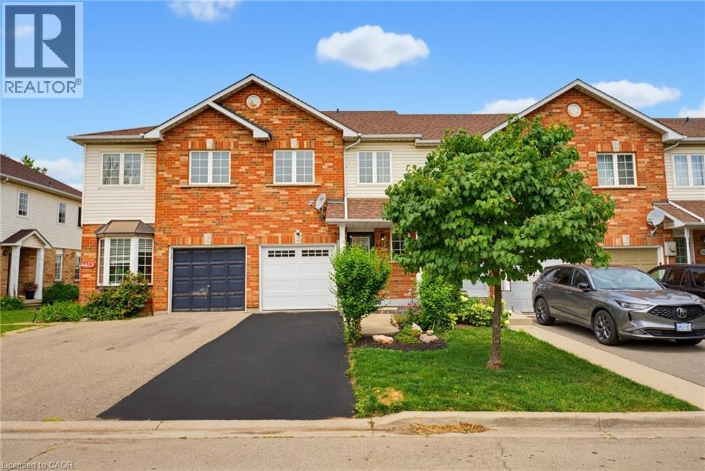 4425 Peter Drive, Burlington, ON, L7L 6S7