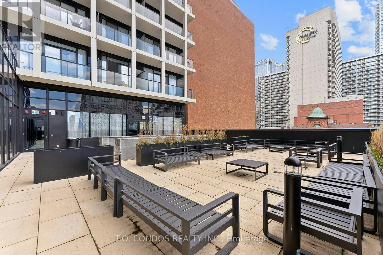 2103-20 Edward Street, Toronto, ON, M5G 1C9 - 20