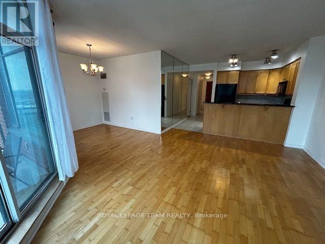 1801-570 Laurier Avenue W, Ottawa, ON, K1R 1C8 - 12