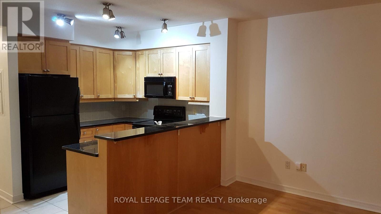 1801-570 Laurier Avenue W, Ottawa, ON, K1R 1C8 - 16