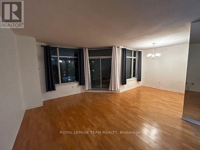 1801-570 Laurier Avenue W, Ottawa, ON, K1R 1C8 - 11