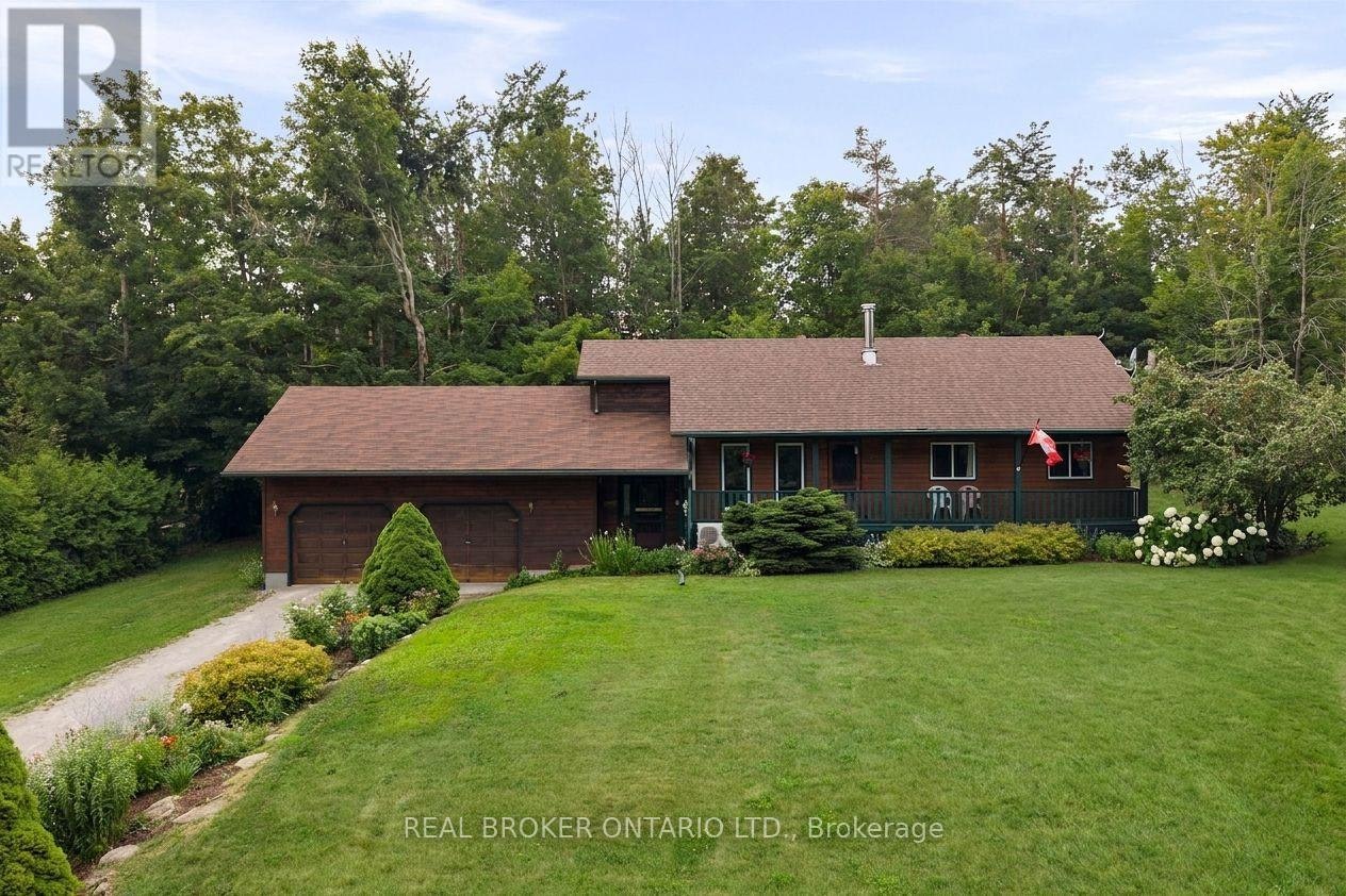 8 Alpine Drive, Oro-Medonte, ON, L0K 1N0