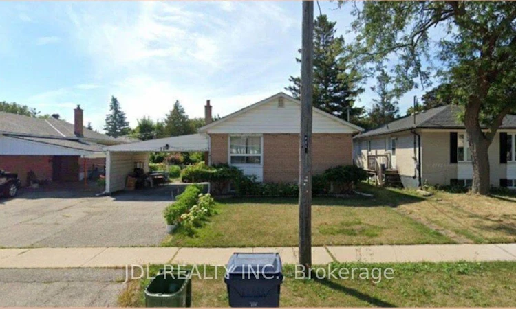 11 Hawkedon Crescent