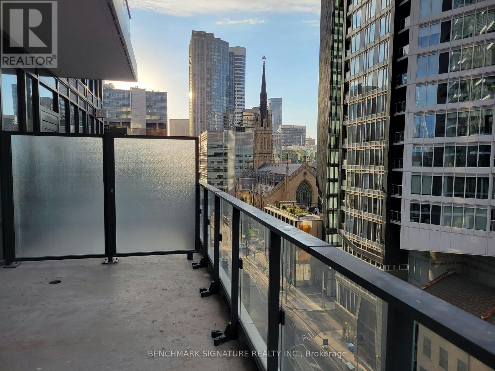 911-77 Shuter Street, Toronto, ON, M5B 0B8