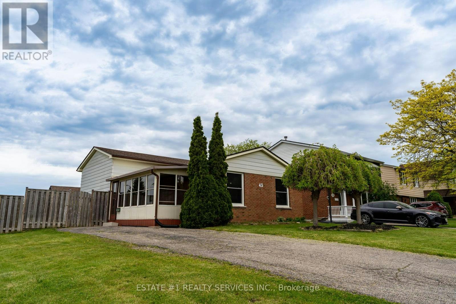 43 Dyer Street, St. Thomas, ON, N5R 5K2