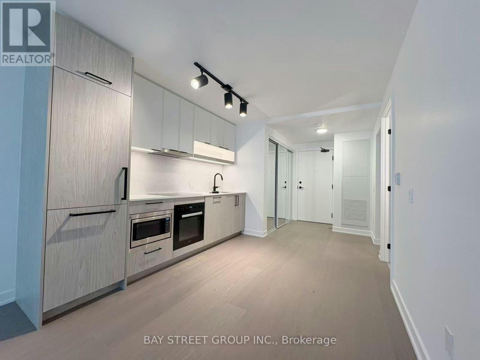 737-91 Montclair Avenue, Toronto, ON, M5P 0B1 - 5